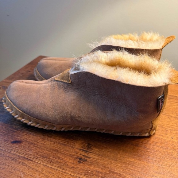 L.L. Bean Brown Suede Shearling Boots - Picture 3 of 6